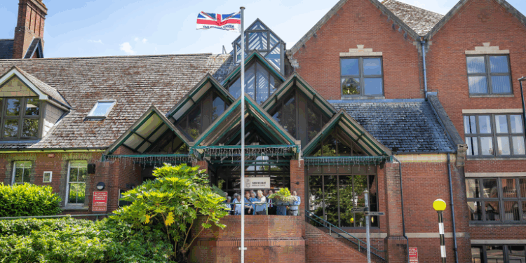 “Tough Decisions Ahead” — Wokingham Leaders & Residents React to Proposed Funding Shake-Up