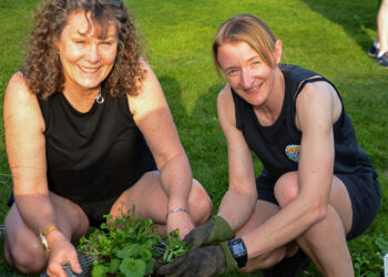 Emmbrook Ladies Paint the Town