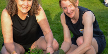 Emmbrook Ladies Paint the Town