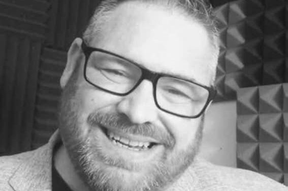 Wokingham Pays Tribute to Phil ‘GEE’ Goodyear — Entertainer, Friend, and Local Legend